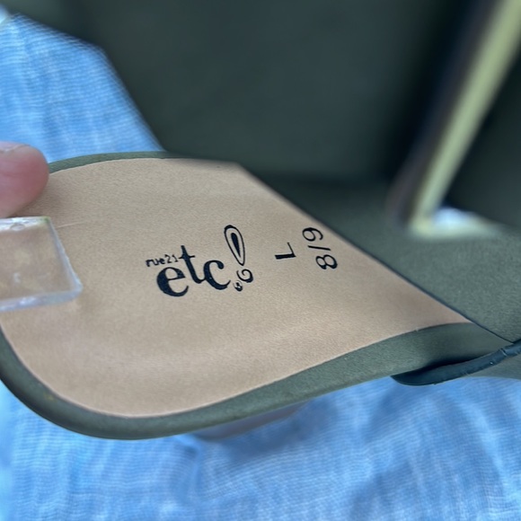 Rue 21 army green laser cut high heel sandals. Size L 8/9 - Picture 11 of 14